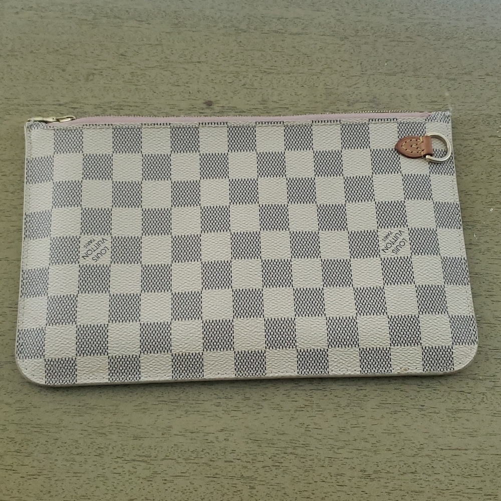 Neverfull MM pouch D Azure